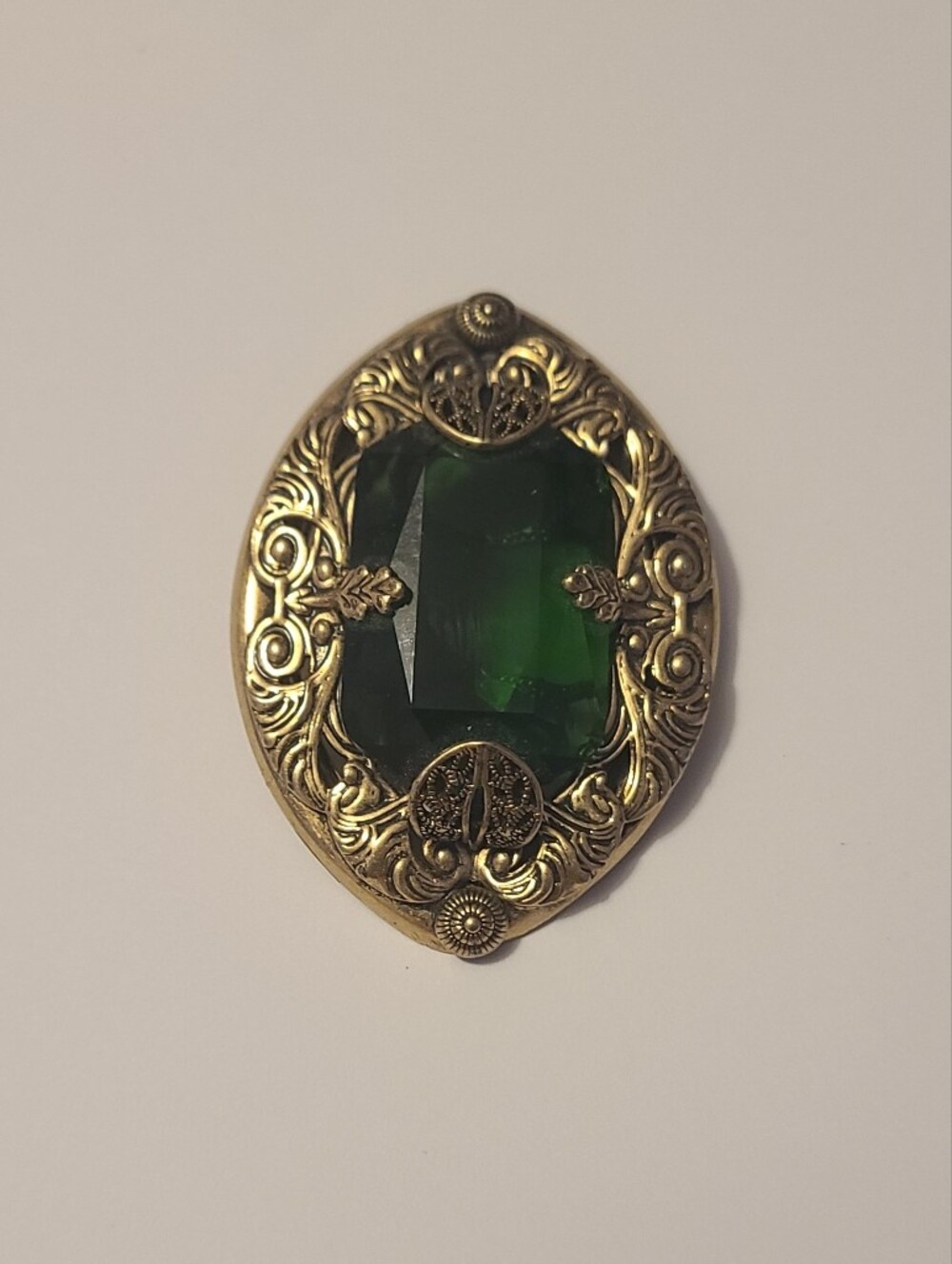 Brooch Or Necklace Jewel Pendant Green